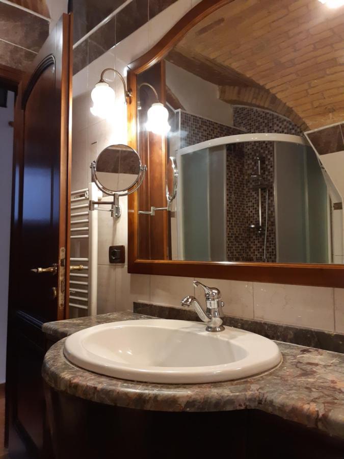 Antica Dimora Sul Corso Apartment *