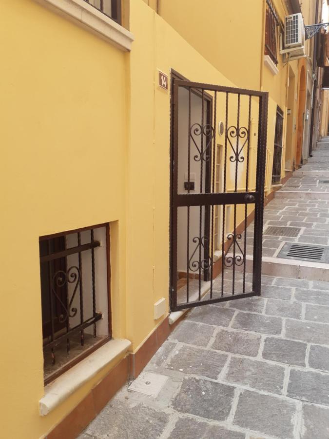 Antica Dimora Sul Corso Apartment *