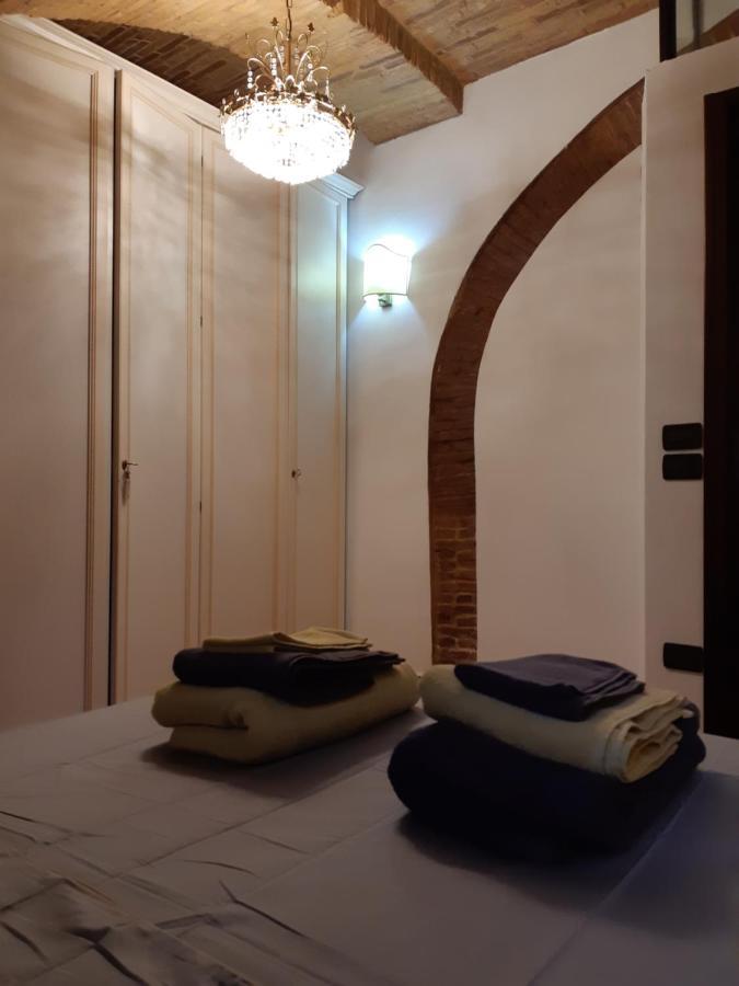 Antica Dimora Sul Corso Apartment *